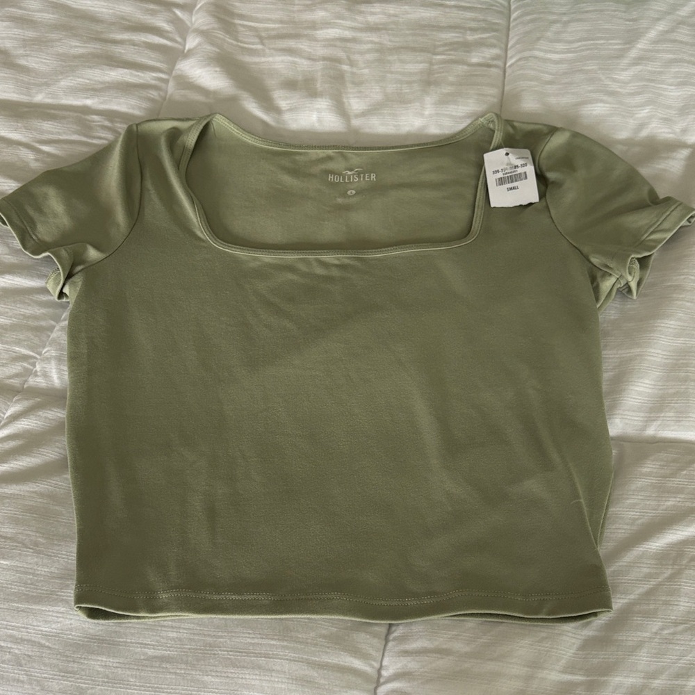 Hollister Women's Sage Green Crop Top NWT